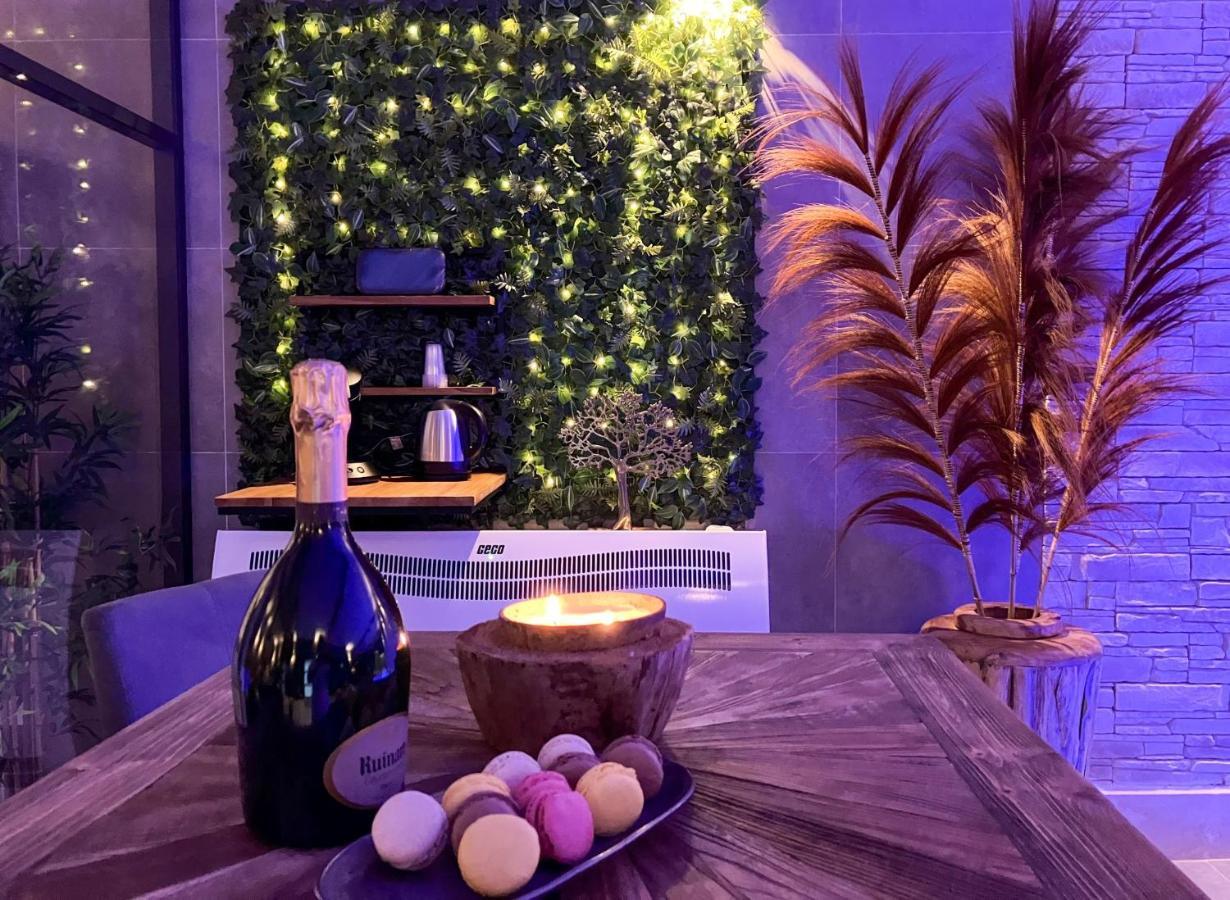 Le Bois Boheme- Suite & Spa Privatif Nîmes Eksteriør bilde